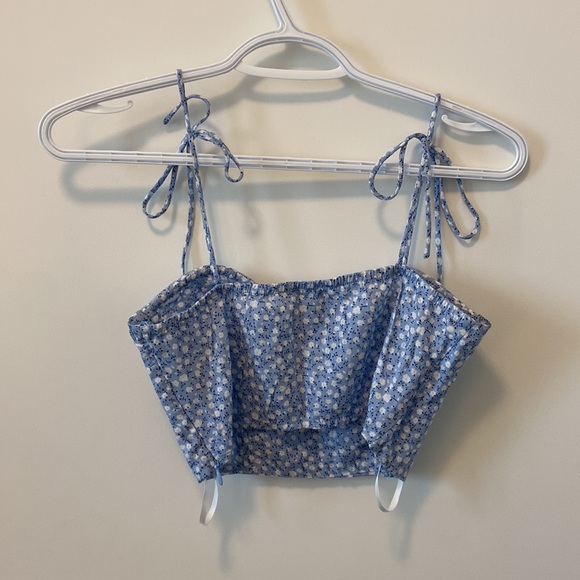 BNWOT - Princess Polly Crop - Size 0 - Picture 4 of 5